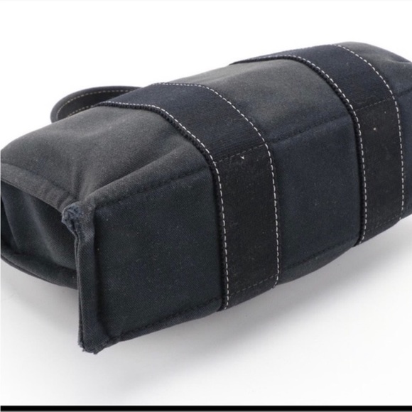 Hermes Authentic Fourre Tout PM Tote in Black Canvas - Picture 2 of 8